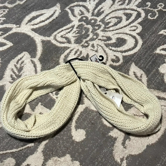 Harley Davidson infinity scarve. New. - Picture 1 of 5